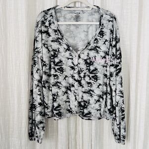 Hurley Black & Gray Tie Dye Super Soft Cozy Cropped Long Sleeve Shirt - Size XL